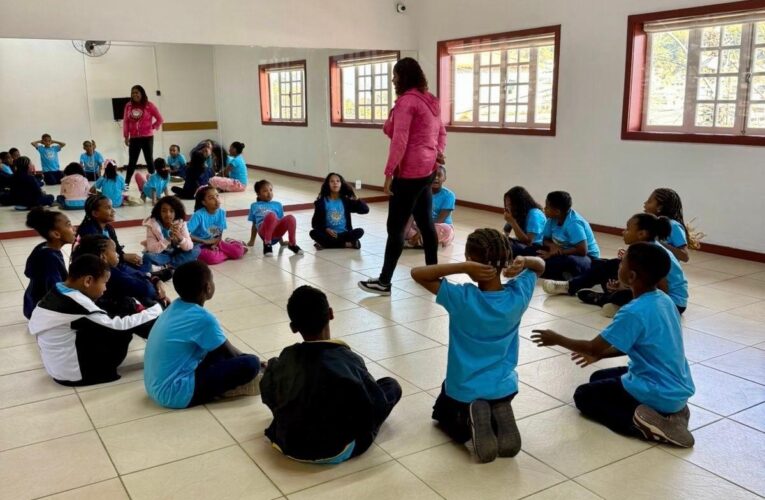 Petrópolis: Projeto Social Pequena Tribo abre inscrições gratuitas para 2026 e inova com Sala de Recursos para crianças neurodivergentes