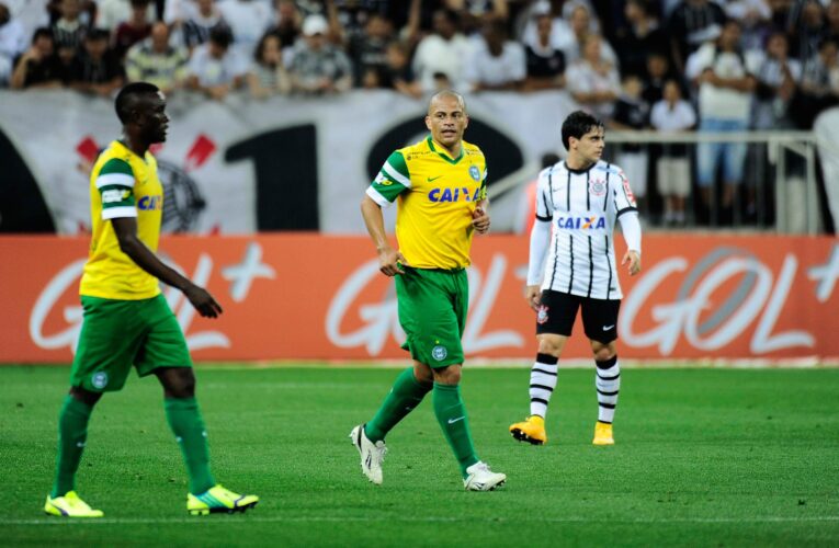 Coritiba busca quebrar tabu histórico contra o Corinthians na Neo Química Arena