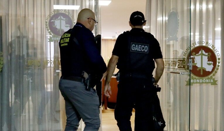 Justiça condena auditor substituto do TCE-RO a 26 anos por liderar esquema de ‘rachadinha’