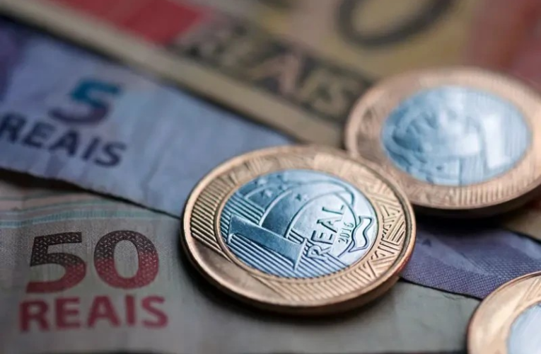 Imposto de Renda 2026: Receita Federal divulga calendário de restituições com cinco lotes e novas prioridades de pagamento